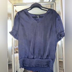 Women’s navy dress blouse, good condition. Size M